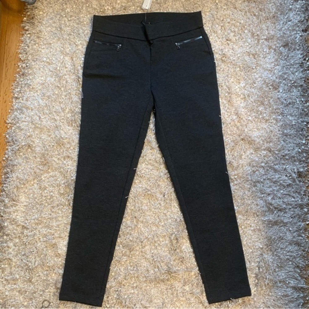 3 for $30 ⚡️ Gray Ann Taylor Legging Pants - pull on with zipper pockets NWT
